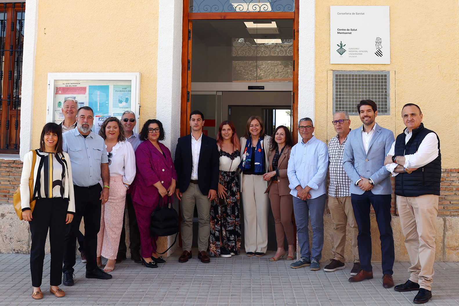 Apertura nuevo centro de salud de Montserrat. Visita de la directora general de Atención Primaria, Eva Suárez