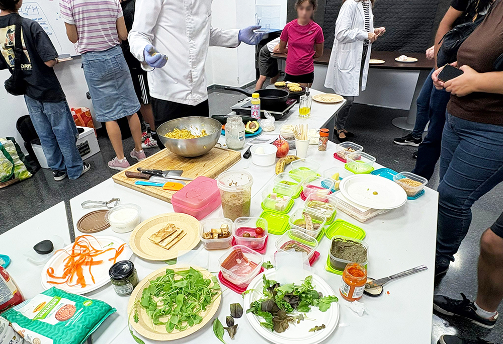 El Hospital General de Valencia acoge el taller de alimentación saludable en el control de la diabetes infantil