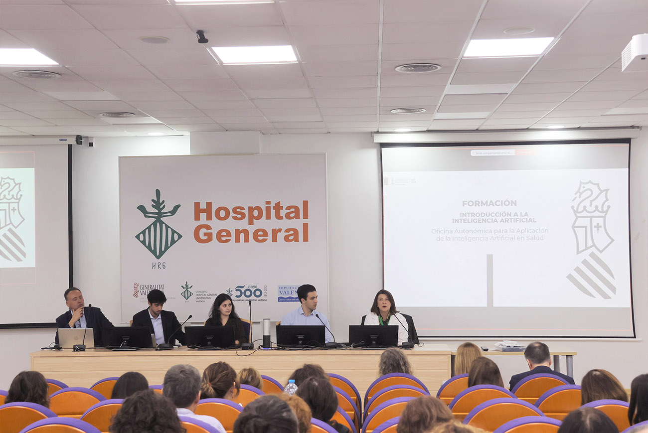 El Hospital General de Valencia acoge la formación 'Introducción a la Inteligencia Artificial' para el uso en el sector sanitario