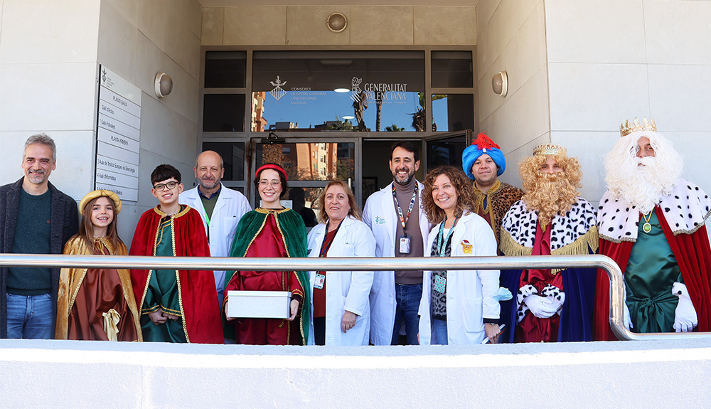 Fiesta de los Reyes Magos en el Hospital General de Valencia 2025